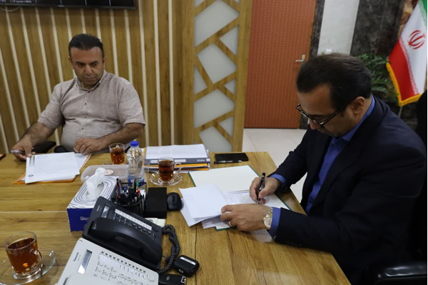 انعقاد قرارداد احداث کارخانه‌ها و تأمین تجهیزات عمرانی استان